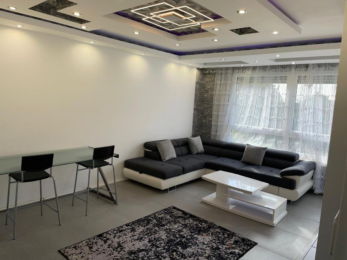 Ismail 2 Zi. Kranichstein Bed & Breakfast *